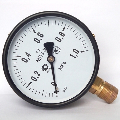 塗られた鋼鉄圧力計の実用的な圧力計1 MPa 4のダイヤルの真鍮の関係の底台紙